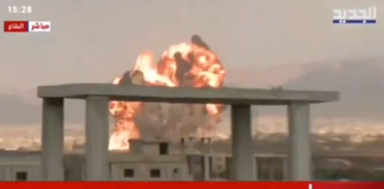 Ισραήλ: Έπληξε αποθήκες καυσίμων της Χεζμπολάχ στο βορειοανατολικό Λίβανο