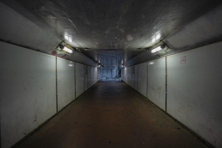 Σημεία των καιρών: Ξεκίνησε η μαζική παραγωγή κινητών καταφυγίων πολέμου στη Ρωσία