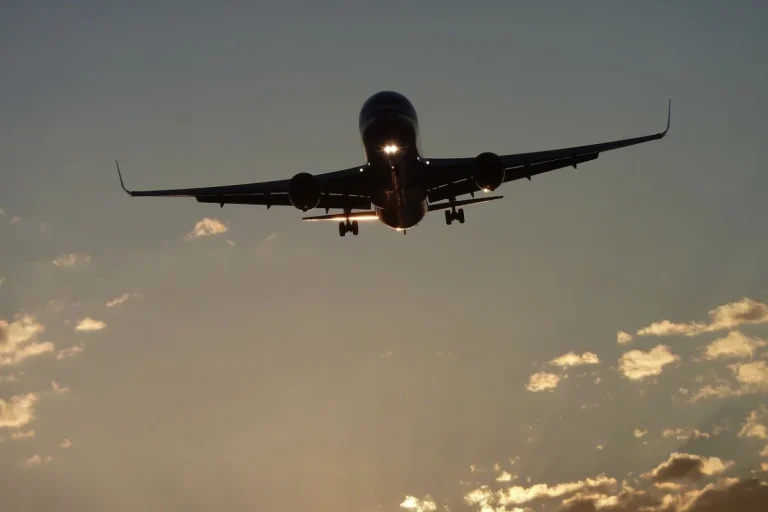 Αγνοείται αεροσκάφος με δέκα επιβαίνοντες στην Αλάσκα – Σε συναγερμό οι Αρχές