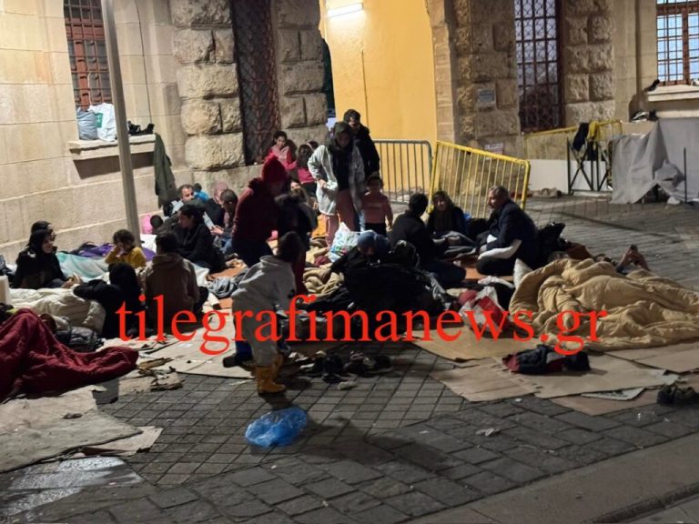 Συναγερμός στη Ρόδο-Δείτε τι έγινε χθες το βράδυ με 200 και πλέον παράνομους μετανάστες έξω από το Αστυνομικό Τμήμα