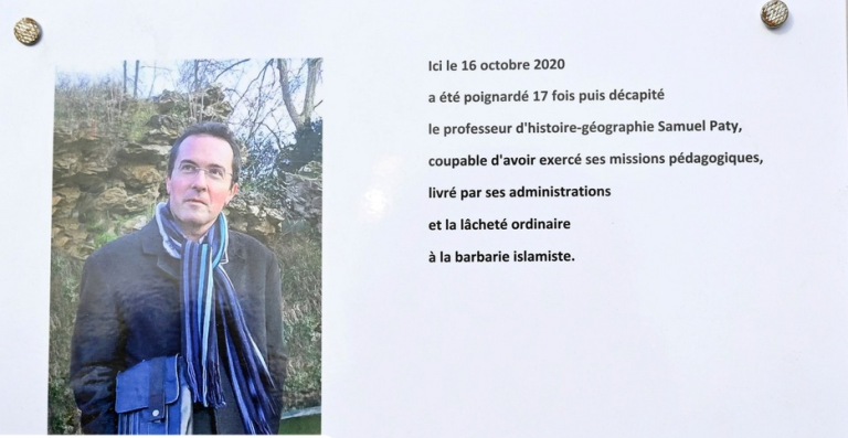 «Κατέστρεψα τη ζωή σας»: Άργησε τέσσερα χρόνια η συγγνώμη της μαθήτριας για το ψέμα που οδήγησε στον αποκεφαλισμό του Σαμουέλ Πατί από τζιχαντιστή