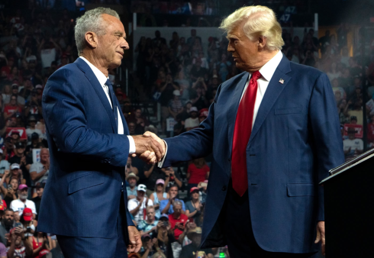 Τέρμα τα μαζικά πειράματα – Αφαίρεση του φθορίου από το πόσιμο νερό, η πρώτη απόφαση του Kennedy ως υπουργού του Trump