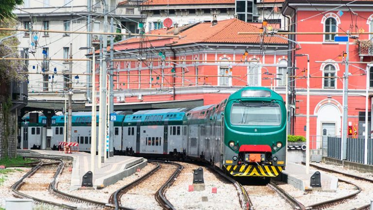 Ιταλία: Απεργία σιδηροδρομικών λόγω της αιματηρής επίθεσης επιβάτη σε ελεγκτή