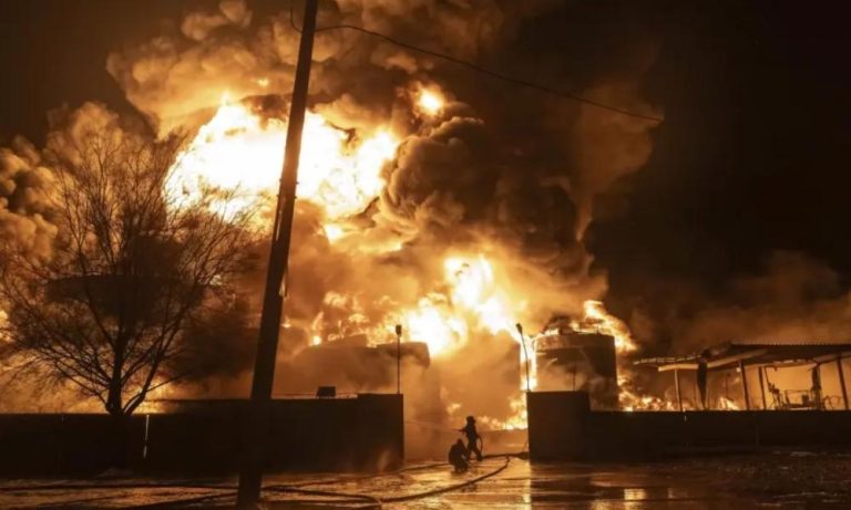 Φλέγεται η Ρωσία-Μαζική αεροπορική επιδρομή με δεκάδες ουκρανικά drones σε Μπέλγκοροντ-Μόσχα-Ροστόφ-Εκτοξεύθηκε πύραυλος Storm Shadow