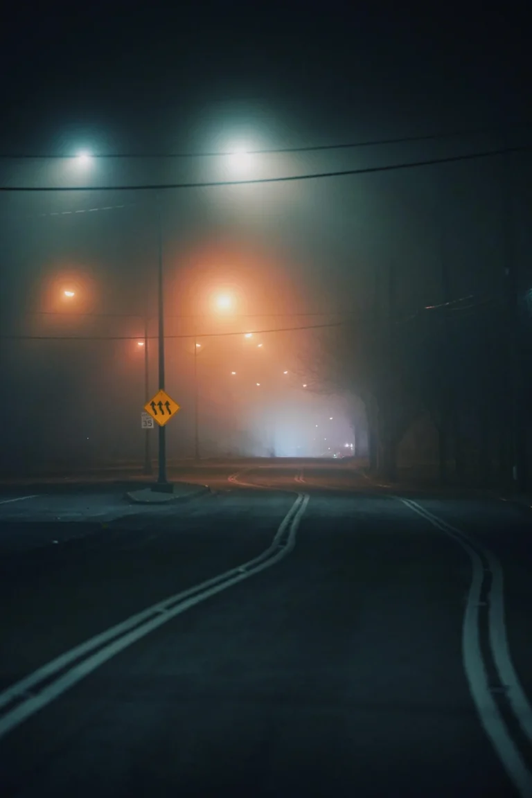 Περίεργη ομίχλη έχει σκεπάσει περιοχές πολλών πολιτειών στις ΗΠΑ: Οι κάτοικοι διαμαρτύρονται για χημική οσμή