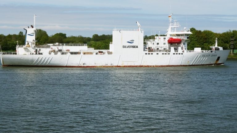 Η Νορβηγία κρατά πλοίο με ρωσικό πλήρωμα – Σύλληψη όλων των Ρώσων – Η δολιοφθορά σε καλώδιο στη Βαλτική Θάλασσα