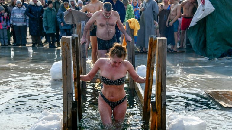 Ρωσία: Ρεκόρ υψηλών θερμοκρασιών στη Μόσχα – «Υπάρχει παντού λάσπη»