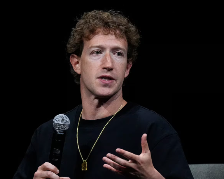 National Police> Πάνω από 2.000 celebrities του Hollywood και της ευρωπαϊκής elite έκαναν fake εμβόλια και πλήρωσαν χιλιάδες ευρώ για πλαστά διαβατήρια εμβολιασμού