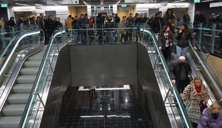 Μετρό Θεσσαλονίκης: Τραυματίστηκαν ηλικιωμένοι στον σταθμό «Αγία Σοφία»