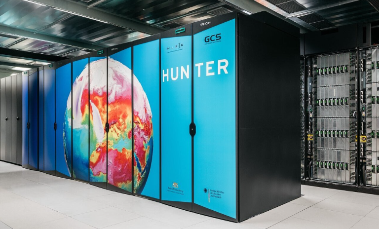 Το Πανεπιστήμιο της Στουτγάρδης εγκαινιάζει υπερυπολογιστή- είναι ο 10ος υπερυπολογιστής που έχει προμηθευτεί η ΕΕ