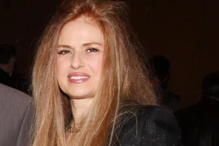 Σοκ στον καλλιτεχνικό χώρο! Νεκρή μέσα στο σπίτι της η Ιστορικός Τέχνης Λίμπερτυ Πολύζου μαζί με την κόρη της – Έπεσαν νεκρές από ανακοπή καρδιάς εντελώς ξαφνικά