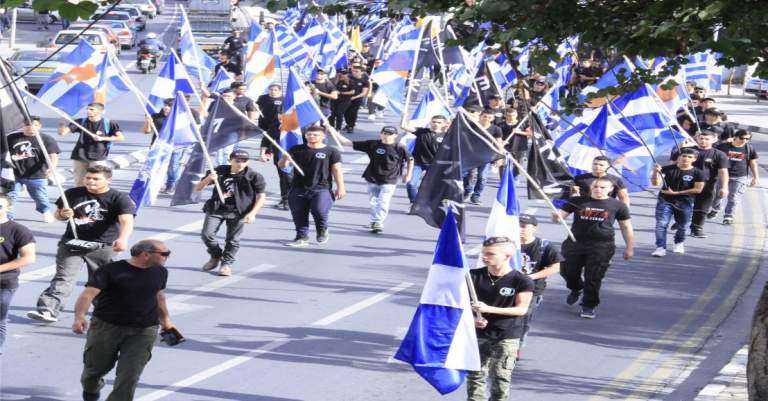 ΠΡΟΣ ΤΗΝ ΕΛΛΗΝΙΚΗ ΝΕΟΛΑΙΑ!