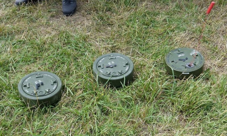 Η Ευρώπη στα πρόθυρα του πολέμου; Πολωνία και Βαλτικές χώρες βάζουν νάρκες στα σύνορά τους