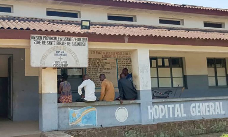 Τα κρούσματα της μυστηριώδους ασθένειας έφτασαν τα 1.000 -Ο ΠΟΥ αποκάλυψε την πιθανή αιτία της νόσου