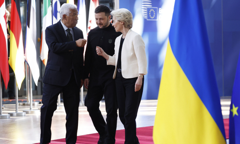 Σύνοδος Κορυφής: Οι 26 από τους 27 στηρίζουν το Κίεβο – Ομοφωνία για την άμυνα