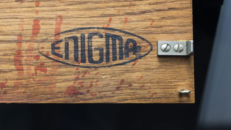 «Υβριδικός πόλεμος»: Εκρηκτικά σε… καλλυντικά και ερωτικά βοηθήματα