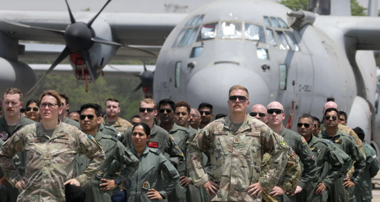 Νέος συναγερμός στη Μέση Ανατολή: Φήμες ότι ετοιμάζεται «ευρείας κλίμακας» επίθεση στο Ιράν!