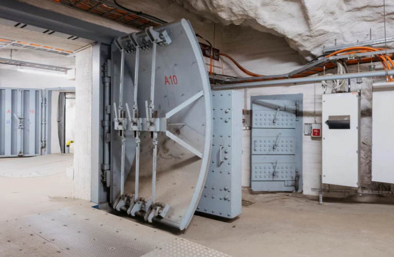 H Σουηδία προετοιμάζει πυρηνικά καταφύγια για επτά εκατομμύρια πολίτες της -Τι συμβαίνει στη Σκανδιναβία