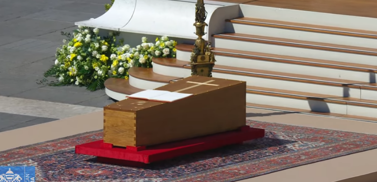 LIVE η κηδεία του Πάπα Φραγκίσκου στο Βατικανό