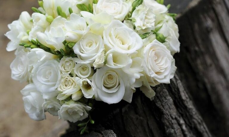 Τραγωδία στην Πάτρα: Πέθανε την ώρα που χόρευε σε γαμήλιο γλέντι