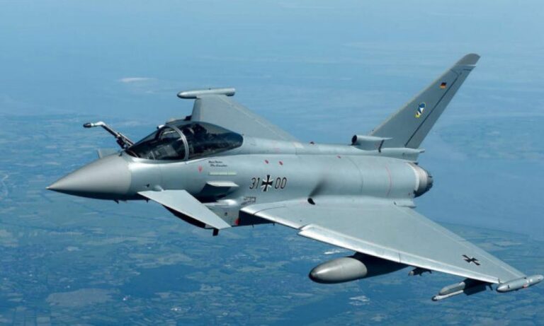 Σοκ στις ΗΠΑ: Μαχητικό αεροπλάνο συγκρούστηκε με… UFO