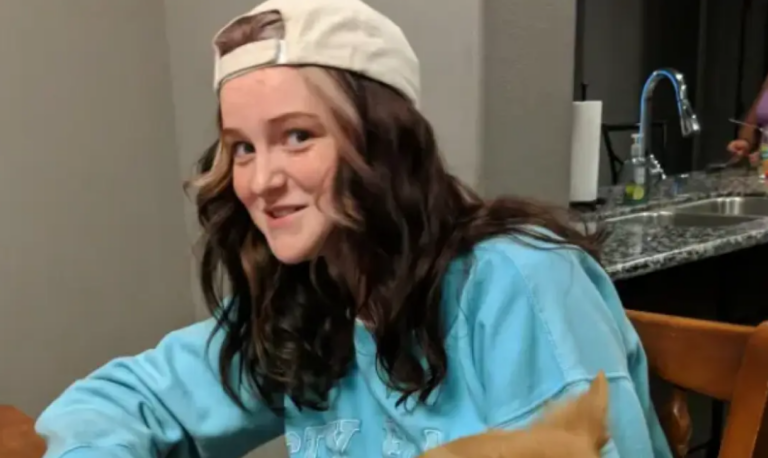 Τραγικός θάνατος για 19χρονη στις ΗΠΑ: Έκανε challenge με σπρέι καθαρισμού για πληκτρολόγιο και έλεγε «θα γίνω διάσημη»