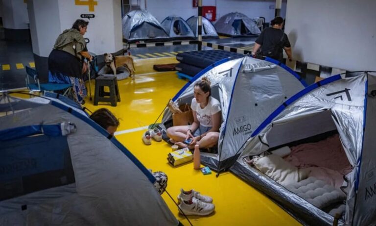 Κλειστά παπούτσια και σακίδιο με προμήθειες για δύο ημέρες ζήτησε το Ισραήλ από τους πολίτες του