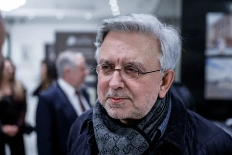 Νεκρός ξαφνικά ο αδερφός του Δήμου Βερύκιου – Ο γνωστός δημοσιογράφος ήταν υπέρμαχος των εμβολίων κατά του Covid