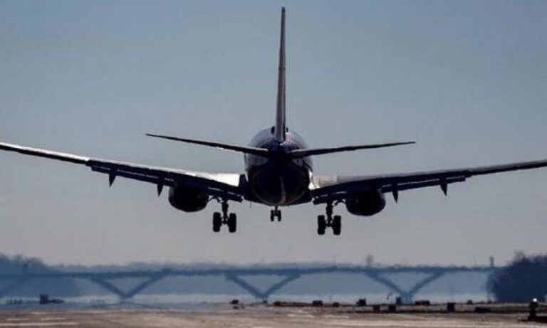 ΗΠΑ: Πάνω από 1.000 πτήσεις ακυρώθηκαν, χιλιάδες καθυστέρησαν