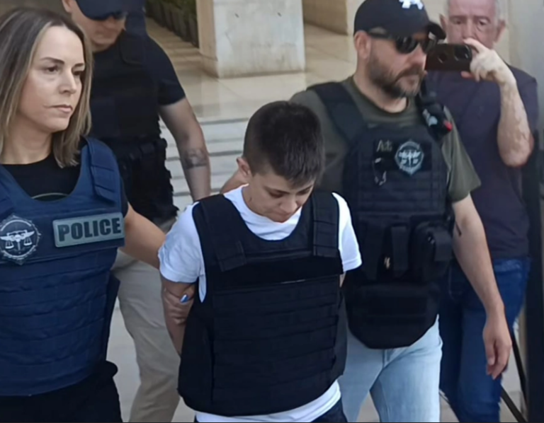 Ομολόγησε η Ειρήνη Μουρτζούκου τις δολοφονίες τριών βρεφών και της αδερφής της: «Όταν τσακωνόμουν με τη μάνα μου, ήθελα να κάνω κακό»