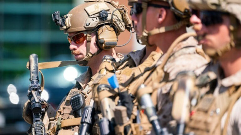 Ο κυβερνήτης της Δυτικής Βιρτζίνια αναπτύσσει στρατεύματα της Εθνοφρουράς στην Ουάσιγκτον