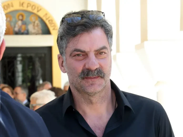 Στάθης Μαντζώρος: Διασωληνωμένος με εγκεφαλικό ο ηθοποιός – Η δημόσια έκκληση για οικονομική στήριξη