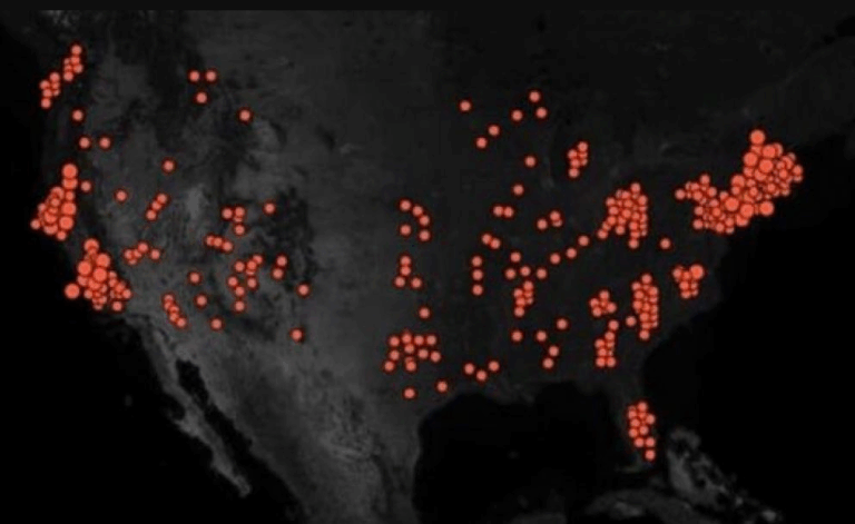 Το Πεντάγωνο ανακοίνωσε 8.000 μυστηριώδεις σφαίρες UFO που αιωρούνται πάνω από στρατιωτικές βάσεις των ΗΠΑ