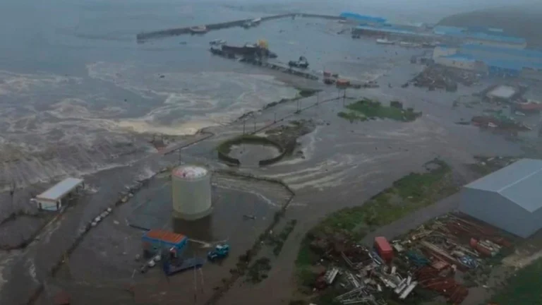 Ισχυρός σεισμός 7,5 Ρίχτερ στη χερσόνησο Καμτσάτκα της Ρωσίας – Προειδοποίηση για τσουνάμι