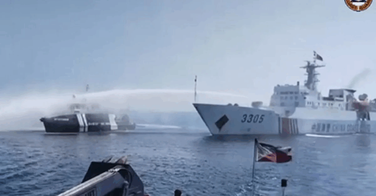 Νότια Σινική Θάλασσα: Φιλιππινέζικο σκάφος συγκρούστηκε σκόπιμα με κινεζικό