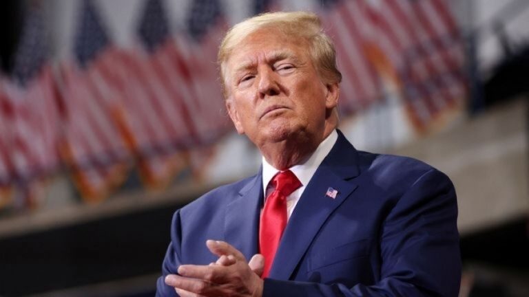 Trump: Δεν θα ζητήσω από τον Putin κατάπαυση του πυρός, με έχει απογοητεύσει – Σταματήστε να αγοράζετε ρωσικό πετρέλαιο