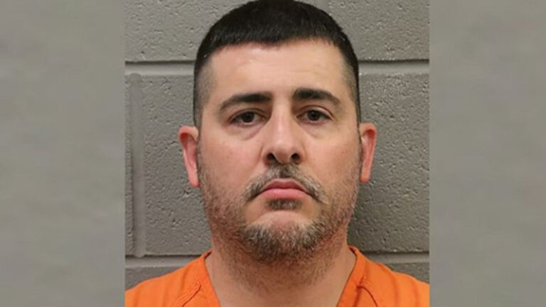 ΗΠΑ: Σκότωσε ένα 11χρονο παιδί επειδή χτυπούσε κουδούνια για φάρσα