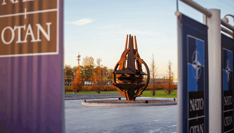 Τι προβλέπει το άρθρο 4 του ΝΑΤΟ που επικαλείται η Πολωνία – Έχει ενεργοποιηθεί μόλις επτά φορές στο παρελθόν