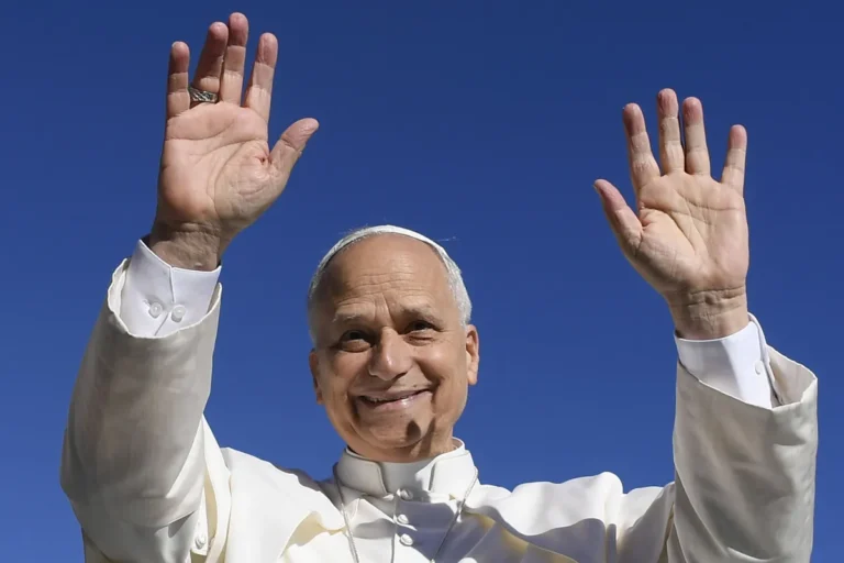 Η δήλωση του Πάπα Λέοντα ΙΔ΄ για την εξωγήινη ζωή κλονίζει τα θεμέλια της επιστήμης και της θρησκείας