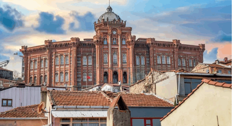 Τουρκία: Εντολή εκκένωσης της Μεγάλης του Γένους Σχολής λόγω «σεισμικού κινδύνου»