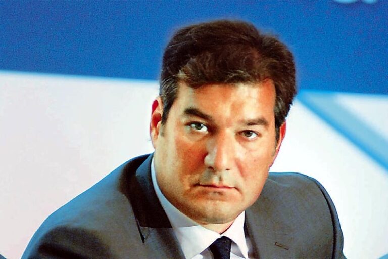 Νίκος Καραχάλιος: Έρχονται εκλογές και βραχιολάκια για βουλευτές και στελέχη της κυβέρνησης – Τα σκάνδαλα που θα ακολουθήσουν τελειώνουν τον Μητσοτάκη