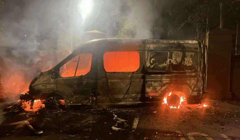 Ιρλανδία: Επεισόδια στο Δουβλίνο κοντά σε ξενοδοχείο όπου φιλοξενούνται αιτούντες άσυλο