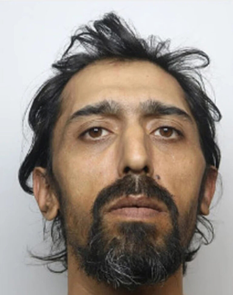 Βρετανία: Παντρεύτηκε μέσω σαρία 15χρονη και τη βίαζε με άλλους 18 άνδρες