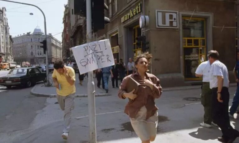 «Σκότωσαν το παιδί μου για ψυχαγωγία»: Πλούσιοι τουρίστες σε σαφάρι ανθρώπων στο Σαράγιεβο