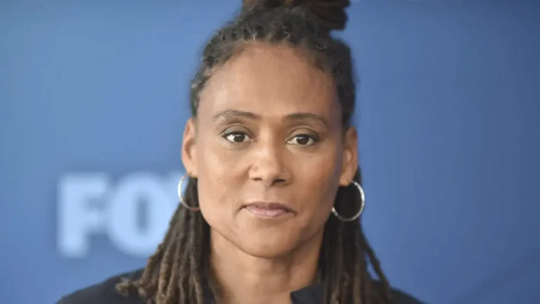 Συγκλονίζει η Μάριον Τζόουνς: «Τα γόνατά μου κρέμονται από μια κλωστή»