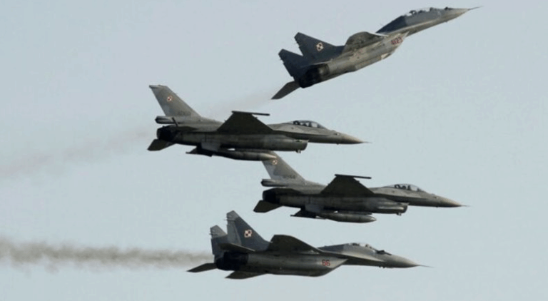 Παγκόσμια ανησυχία: Η Πολωνία απογειώνει εσπευσμένα μαχητικά, εν μέσω πληγμάτων της Ρωσίας στην Ουκρανία