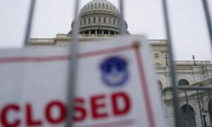 ΗΠΑ: Το Δικαστήριο «πάγωσε» το επίδομα αγοράς τροφίμων σε εκατομμύρια Αμερικανούς