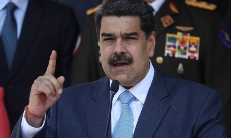 Είμαστε κοντά σε πρωτοφανή γεγονότα- Τι ετοιμάζουν Κίνα και Ρωσία αμέσως μόλις χτυπήσουν στρατιωτικά οι ΗΠΑ την Βενεζουέλα και τον Μαδούρο;