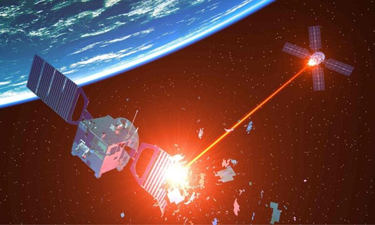 Διεθνές σοκ προκαλεί νέο κινεζικό όπλο που θα καταστρέφει δορυφόρους με την ταχύτητα του φωτός