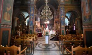 Ρόδος: Έρχεται Θεία Λειτουργία για… σκυλιά και γάτες! – Πότε θα γίνει